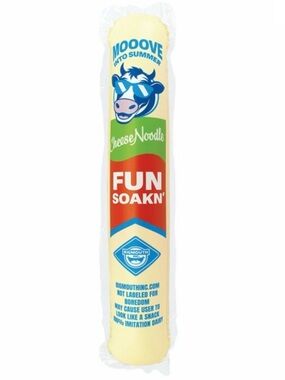 NWT Bigmouth String Cheese Inflatable Pool Noodle Float Summer Beach Fun 🧀